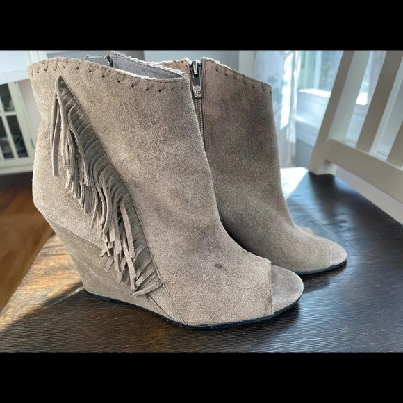Vince Camuto peep toe booties - Picture 7 of 16